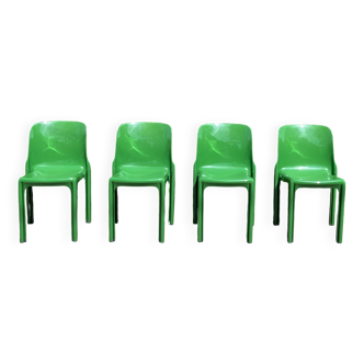 Suite de 4 chaises "Sélène" par Vico Magistretti pour Artemide