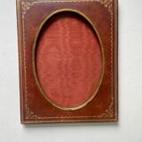 Cadre cuir ancien avec dorure dimensions du cadre 18 cm x 14 cm