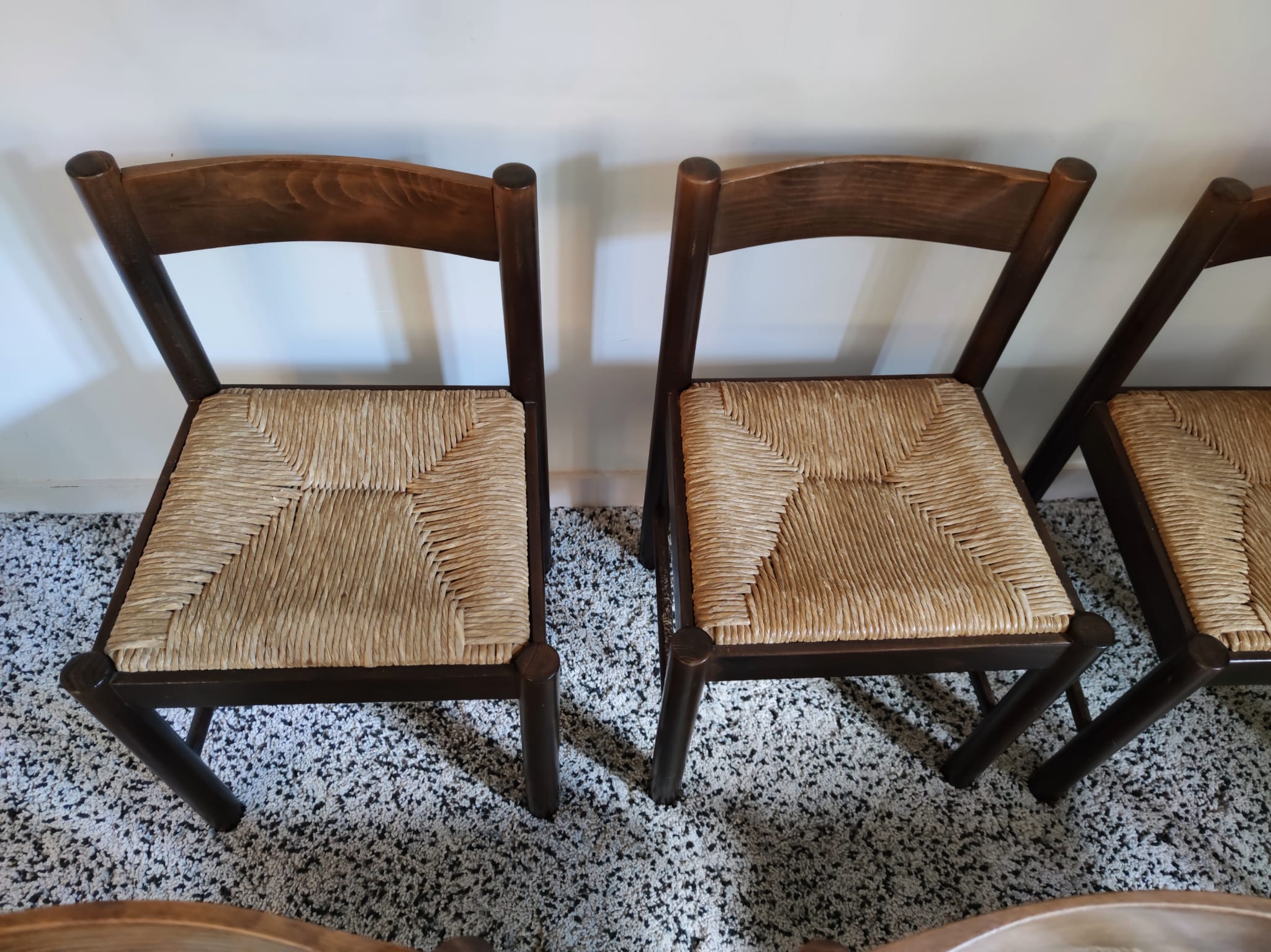 Natural wooden chair, headband backrest, mulched seat