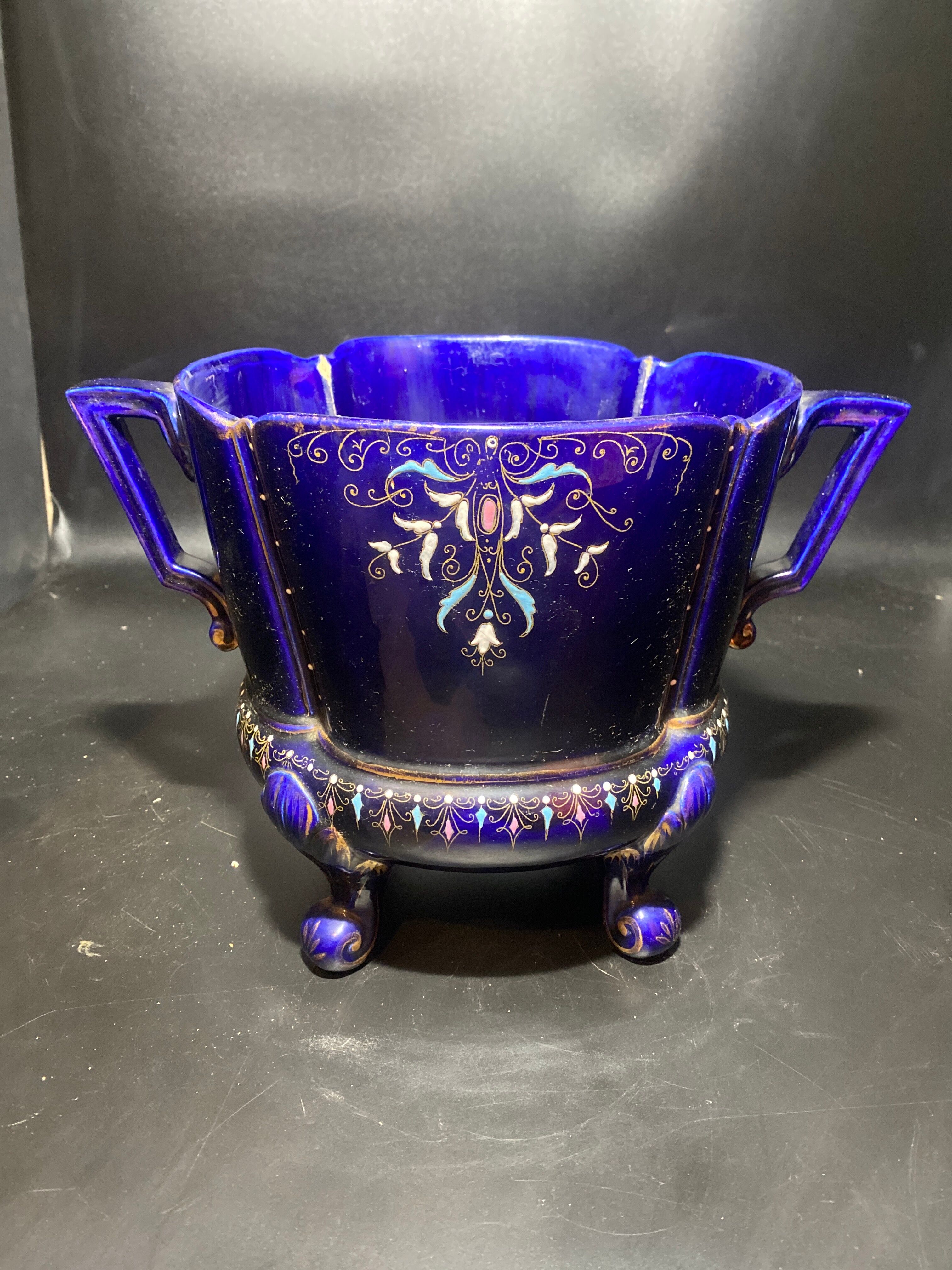 Earthenware pot cover