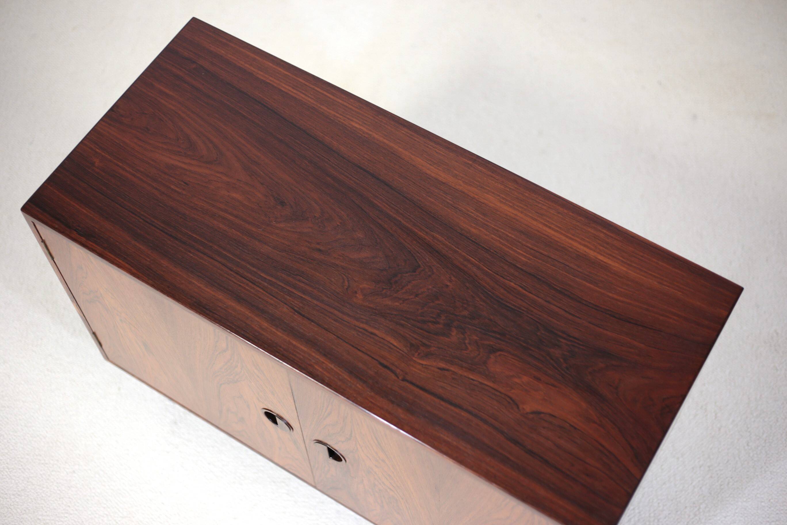 Buffet in Rosewood Rud Thygesen