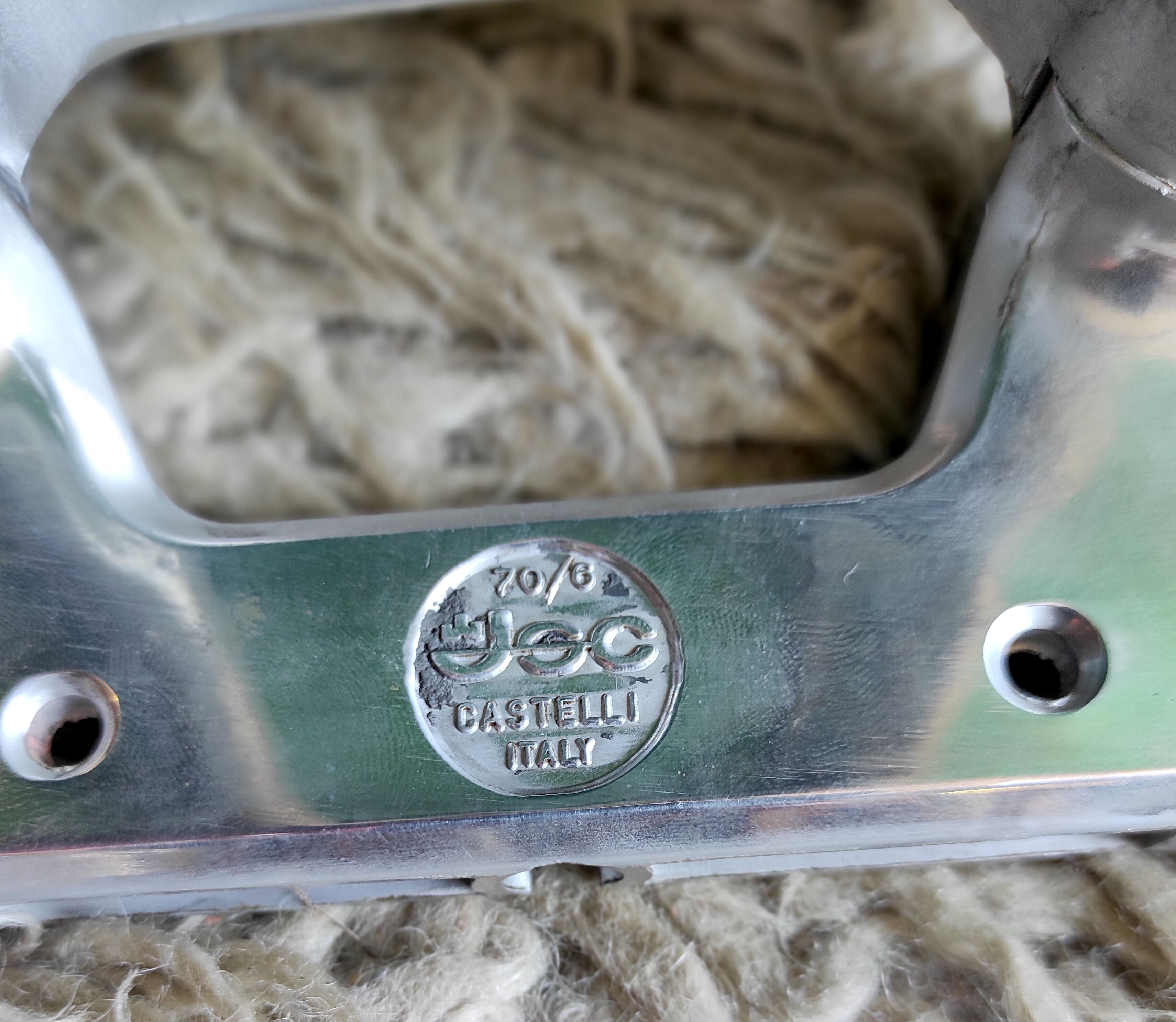 Chair design by Giancarlo Piretti for Castelli 70