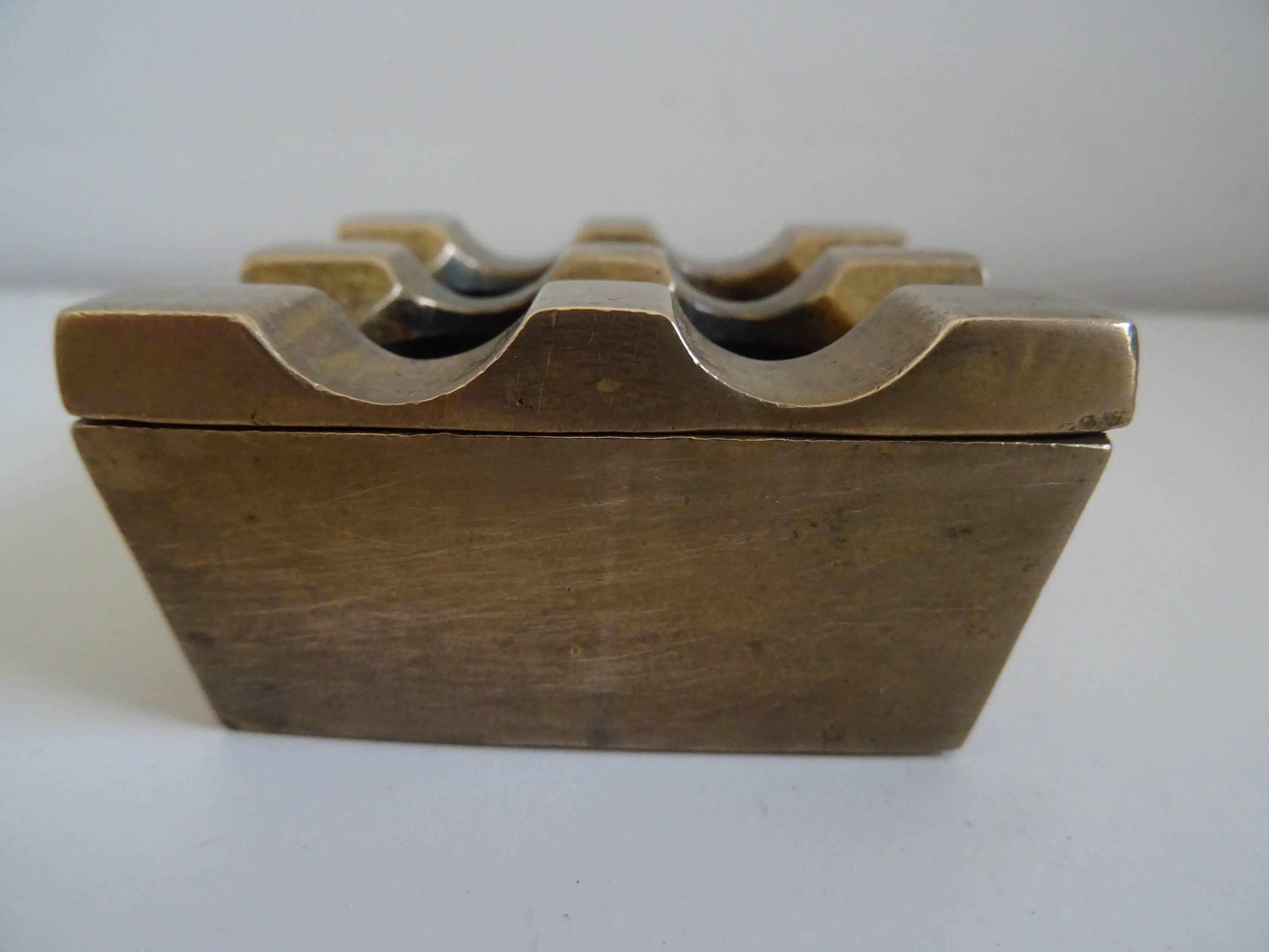 Scandinavian design ashtray in vintage bronze Ultima an 70