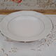 Plat rond creux grand modèle en porcelaine Kronester Bavaria blanche et liseré argenté