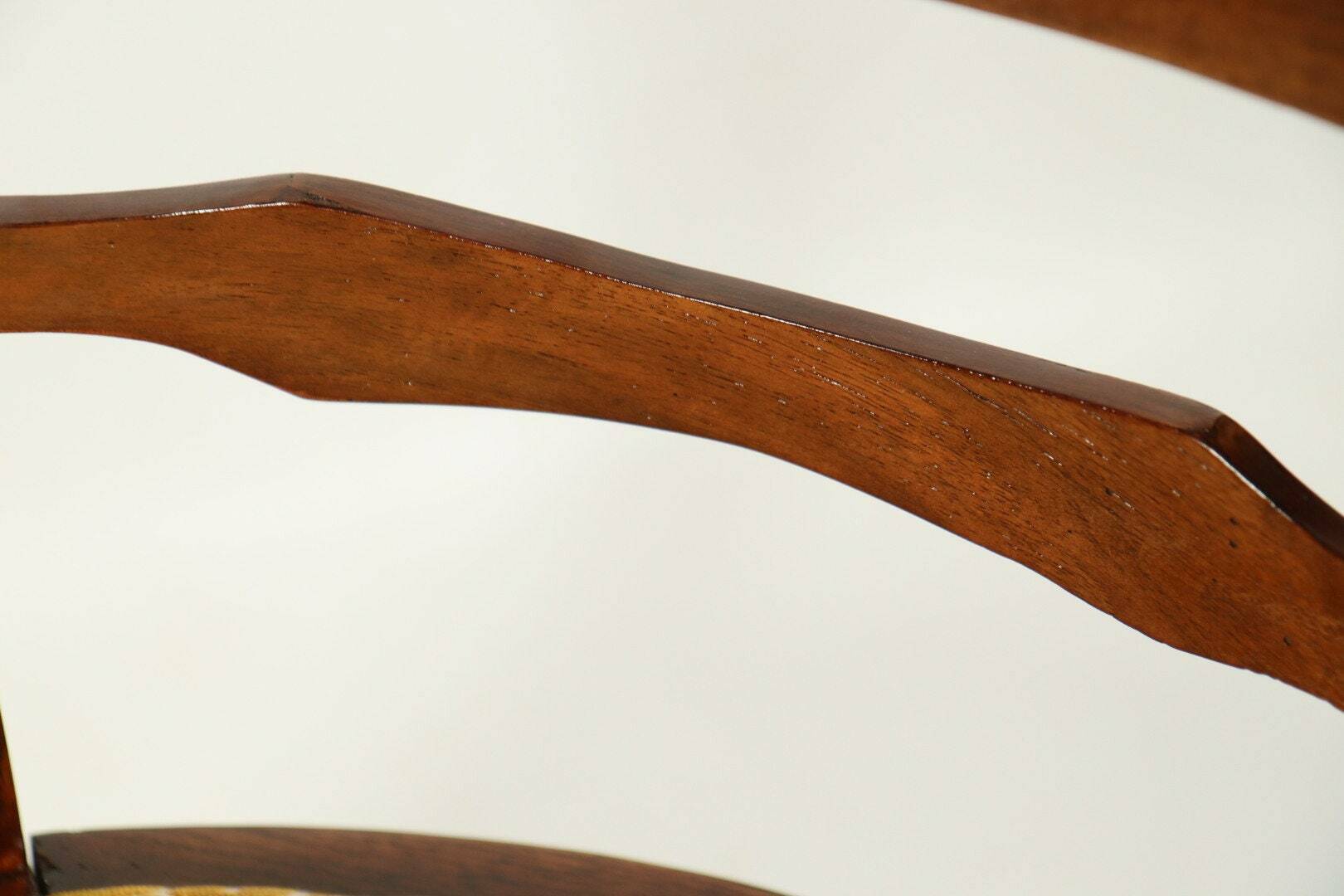 Chaise Art Déco des années 1940, chaise de cabinet Jacquard couleur or jaune tissu tapisserie d'ameublement géométrique Resto