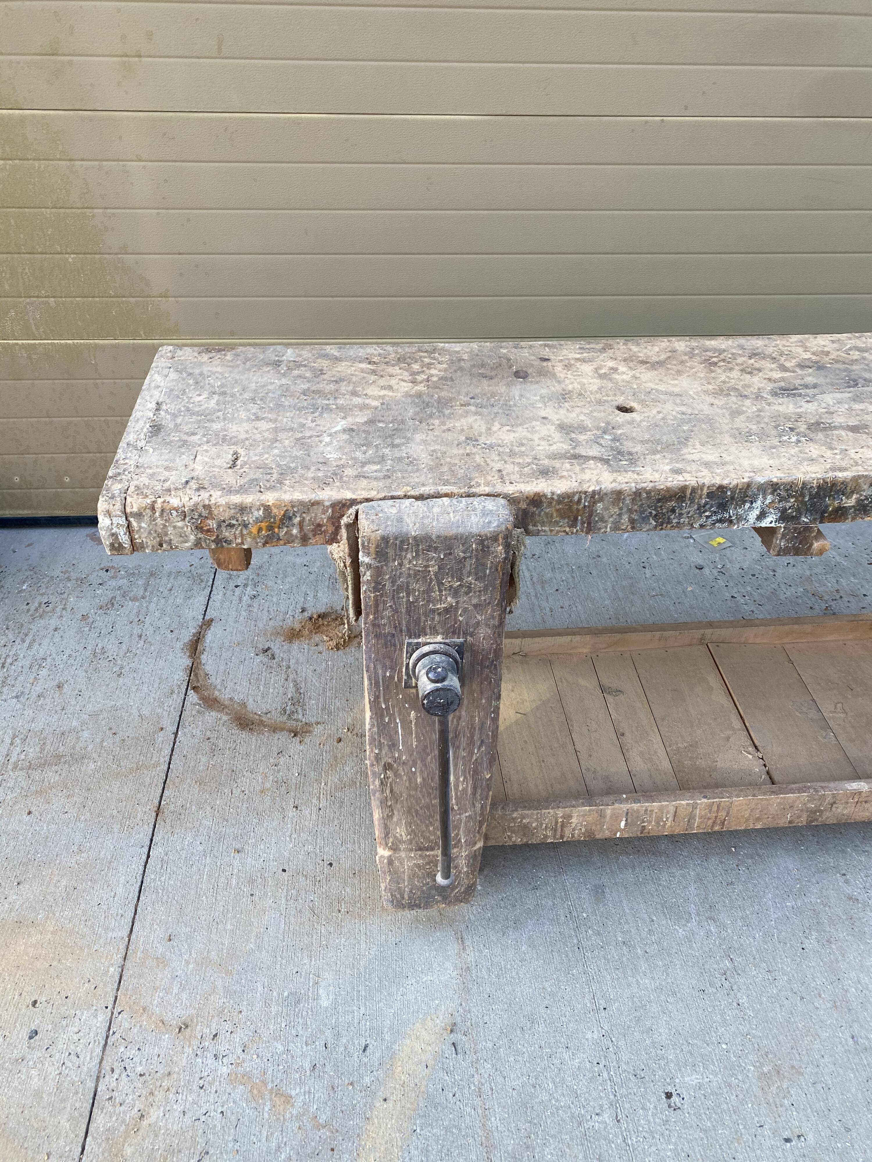 Joiner's workbench straight press