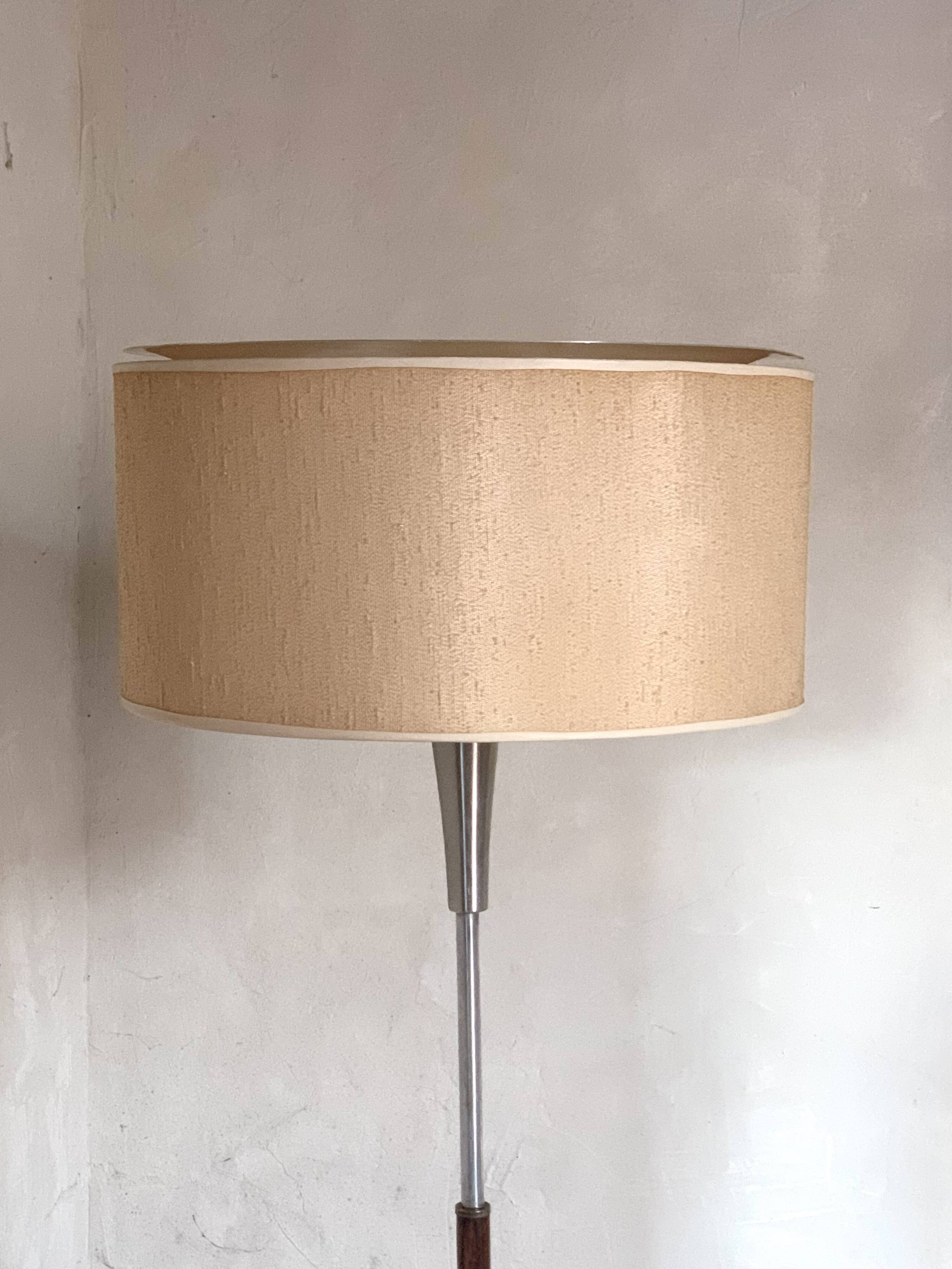 Lampadaire scandinave palissandre pied tulipe vintage