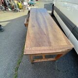 Farm table