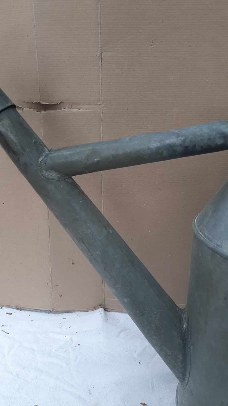 Zinc watering can
