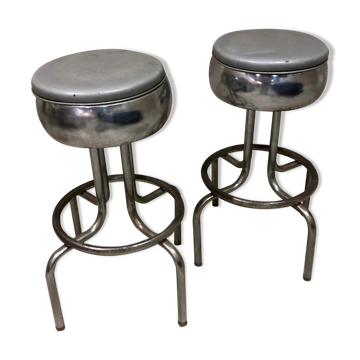 Paire de tabourets de bar en métal chromé