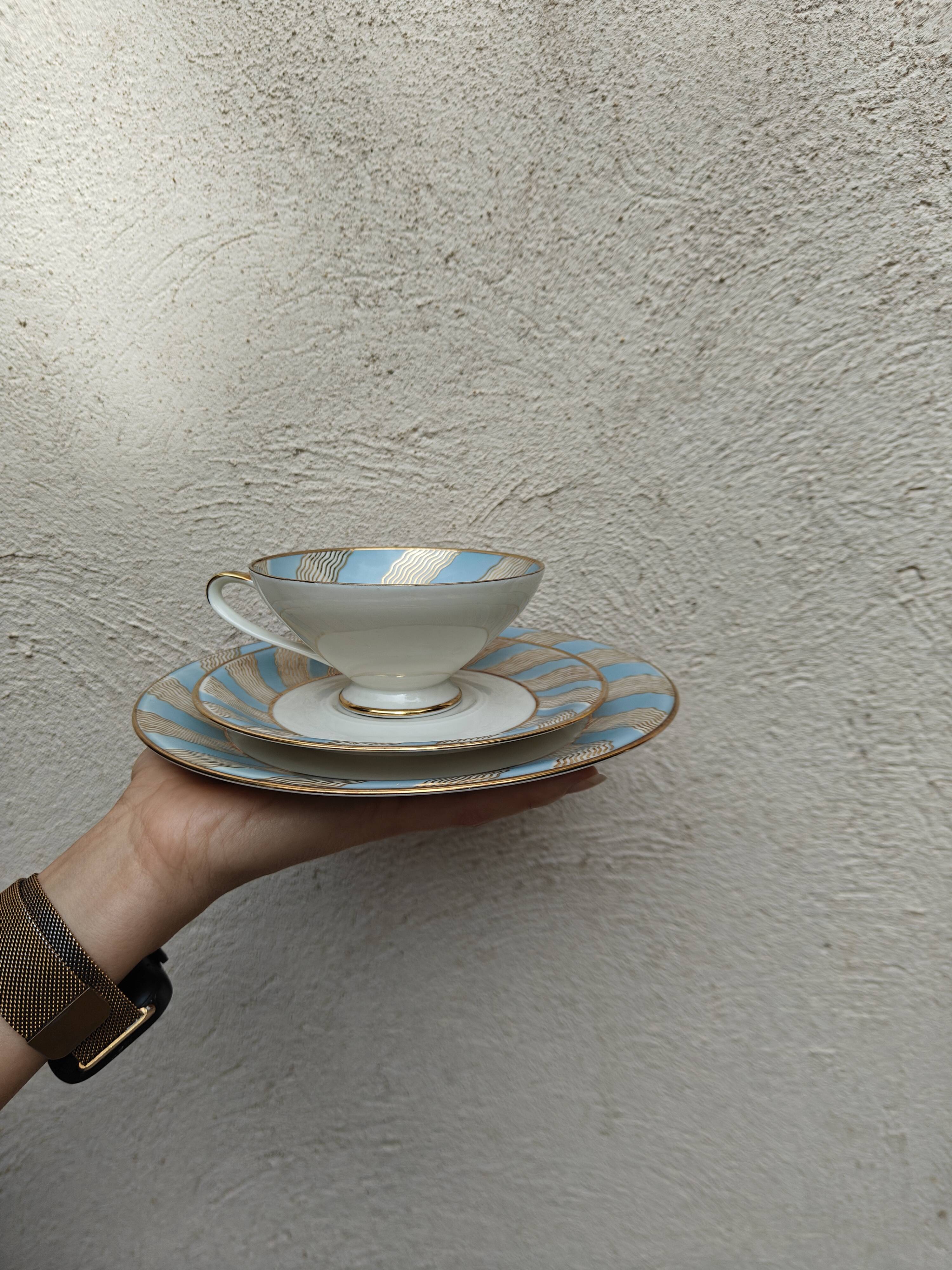 Vintage Bavaria ivory tea/coffee trio, sky blue & gold graphic waves.