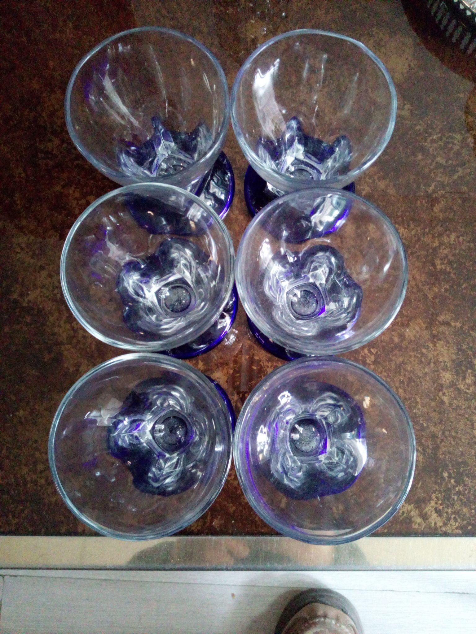 Lot de 6 verres pied bleu