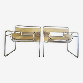 Pair of Wassily B3 Cream armchairs (Marcel Breuer)