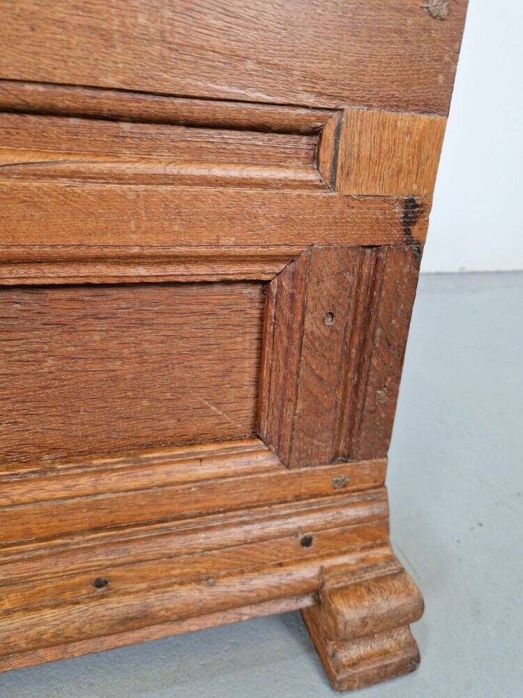 Antique Brutalist Chest in Oak, 1800