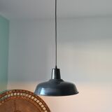 Vintage industrial suspension in enamelled sheet metal