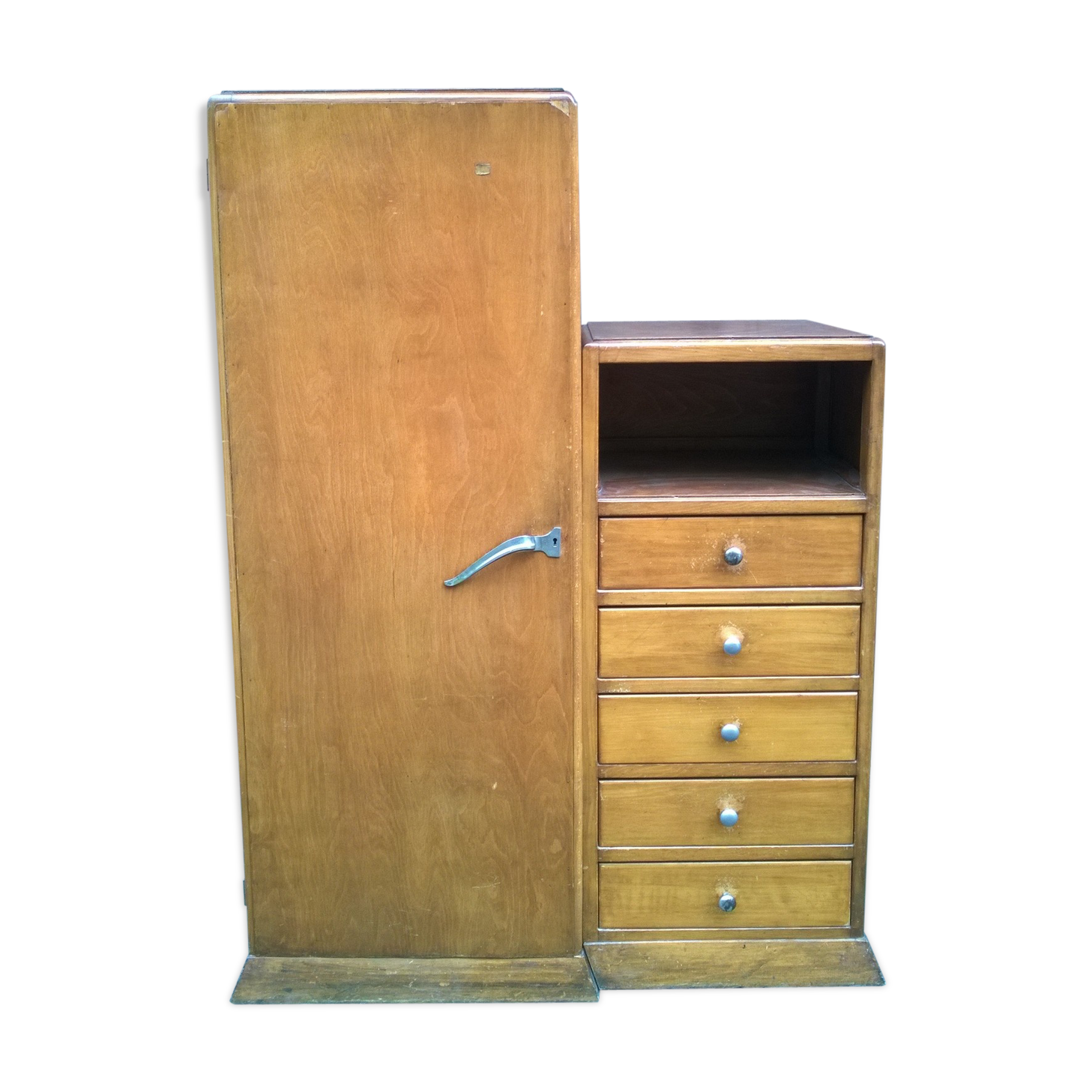 Wardrobe asymmetrical year 30