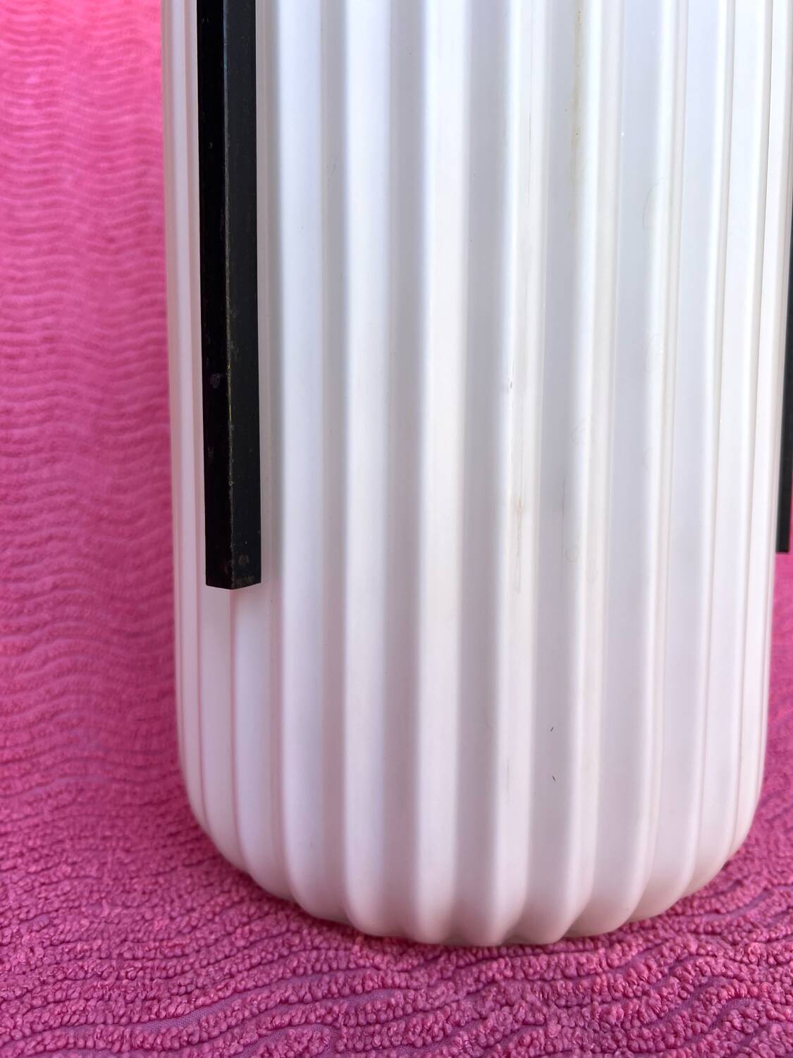 LAMP/IRON SUSPENSION FORGED OPAQUE WHITE GLASS CYLINDRICAL TUBE