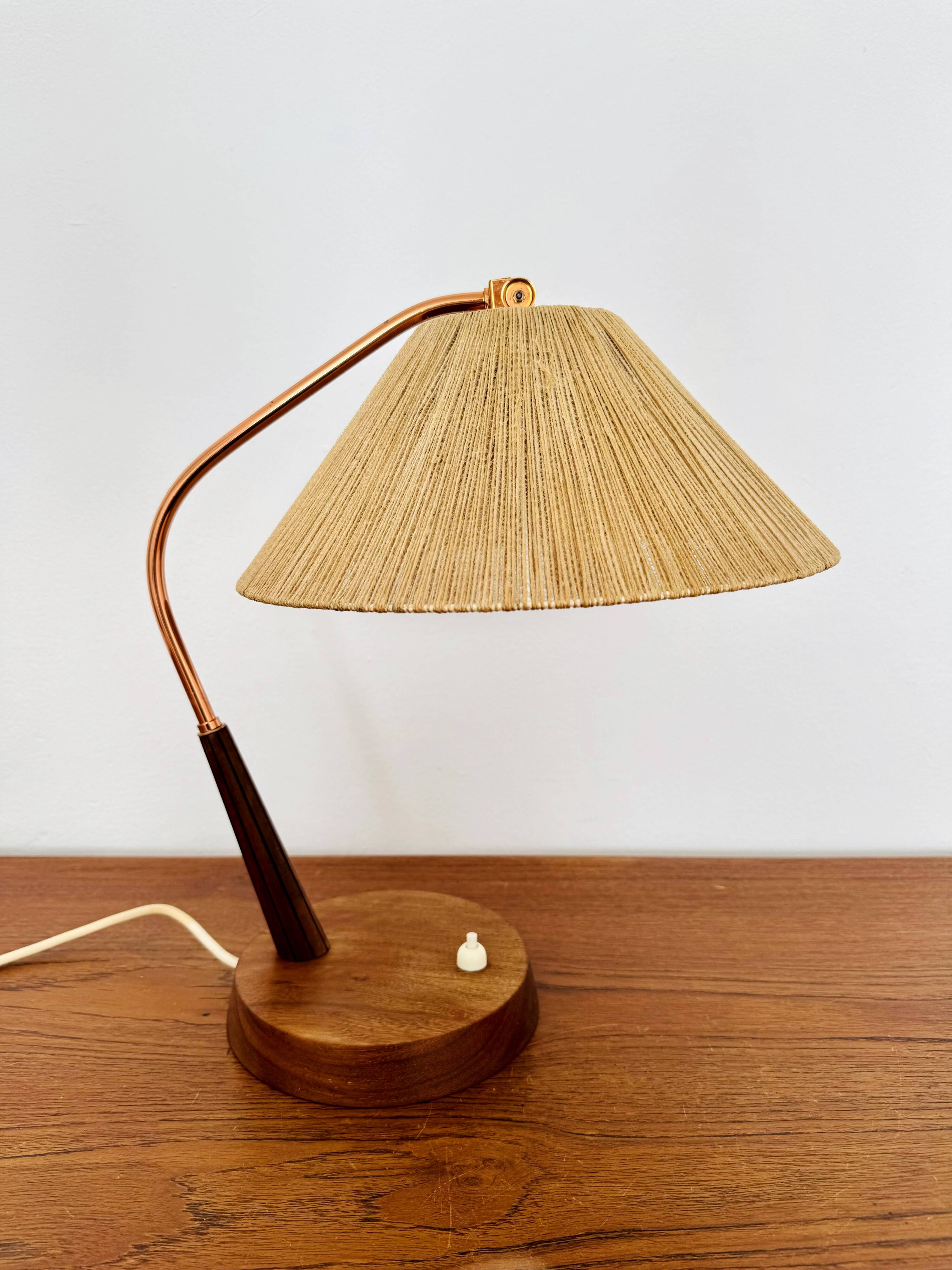 Lampe de table en sisal et teck par Temde