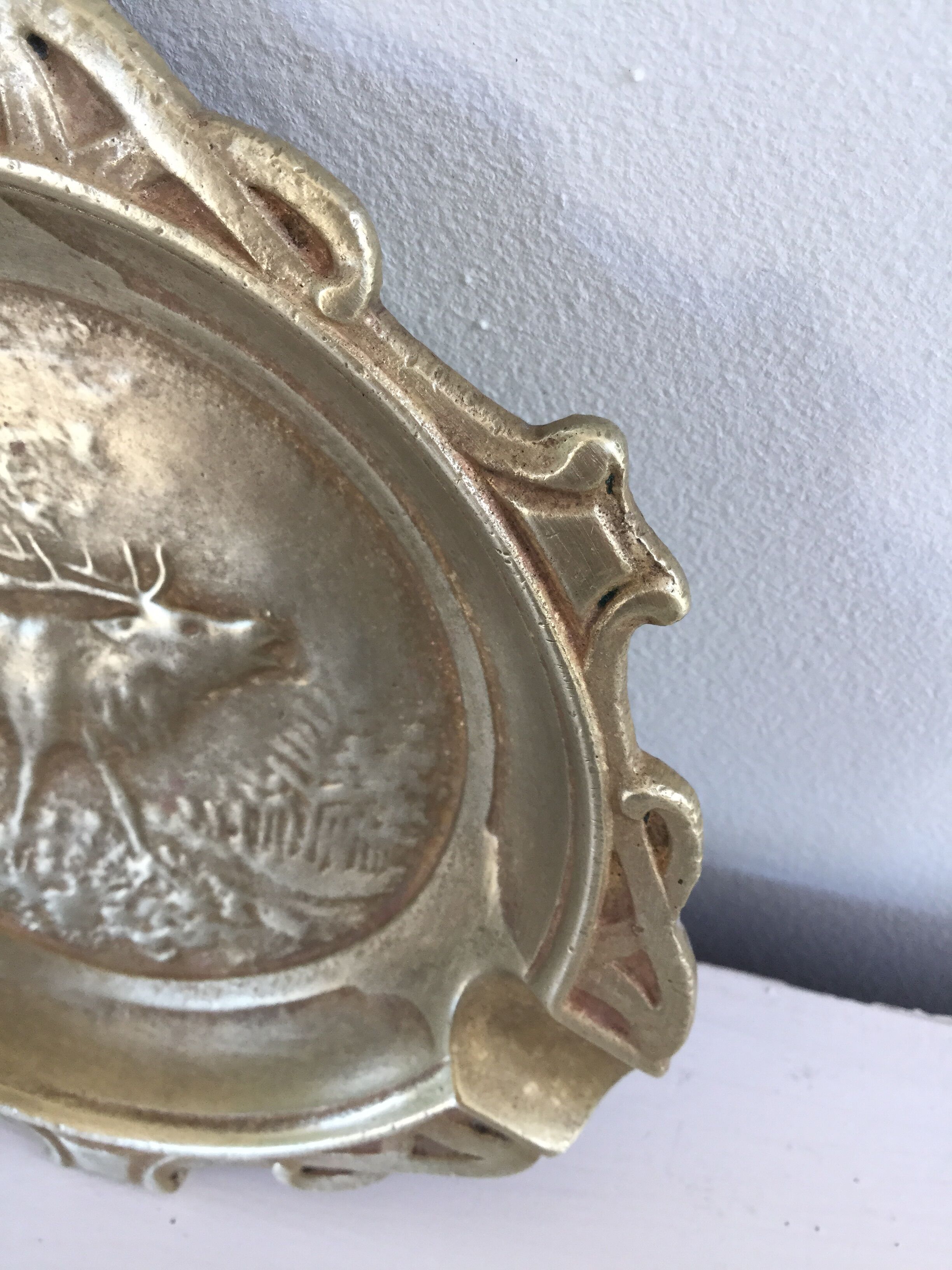 Brass deer-patterned ashtray