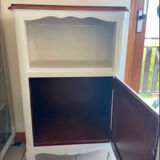 Sideboard with niche