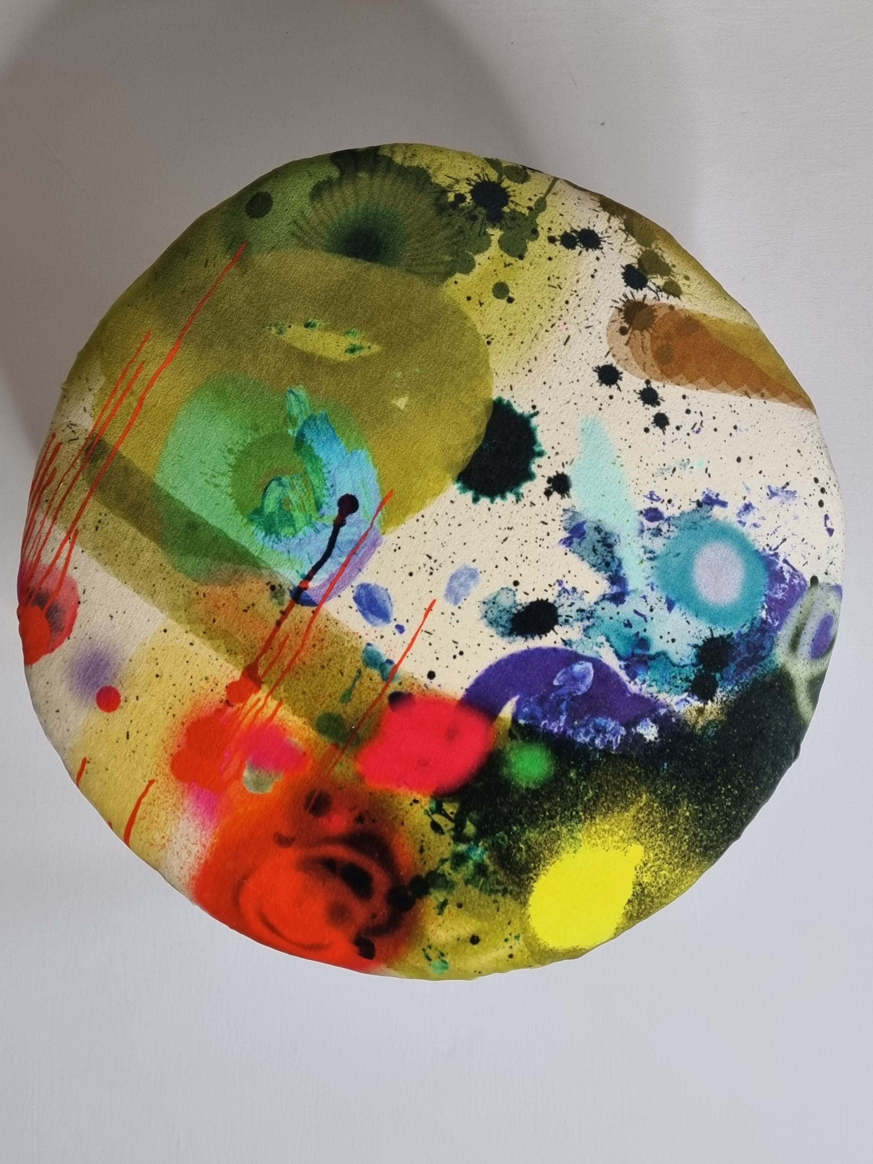 Pouf or rests empire period feet, 45 cm