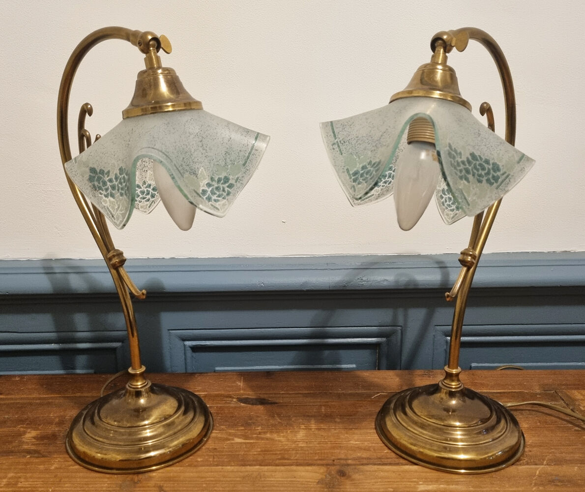 Pair of arched table lamps, creation JP Ryckaert, 60s