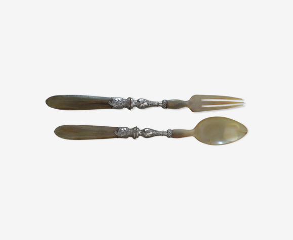 Salad cutlery