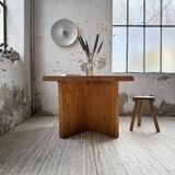 Table carrée moderniste en pin massif, années 50