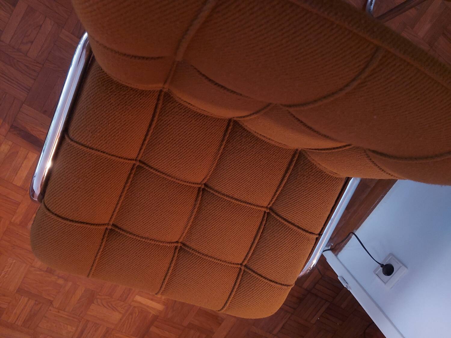 2  fauteuils par Yves Christin pour Airborne