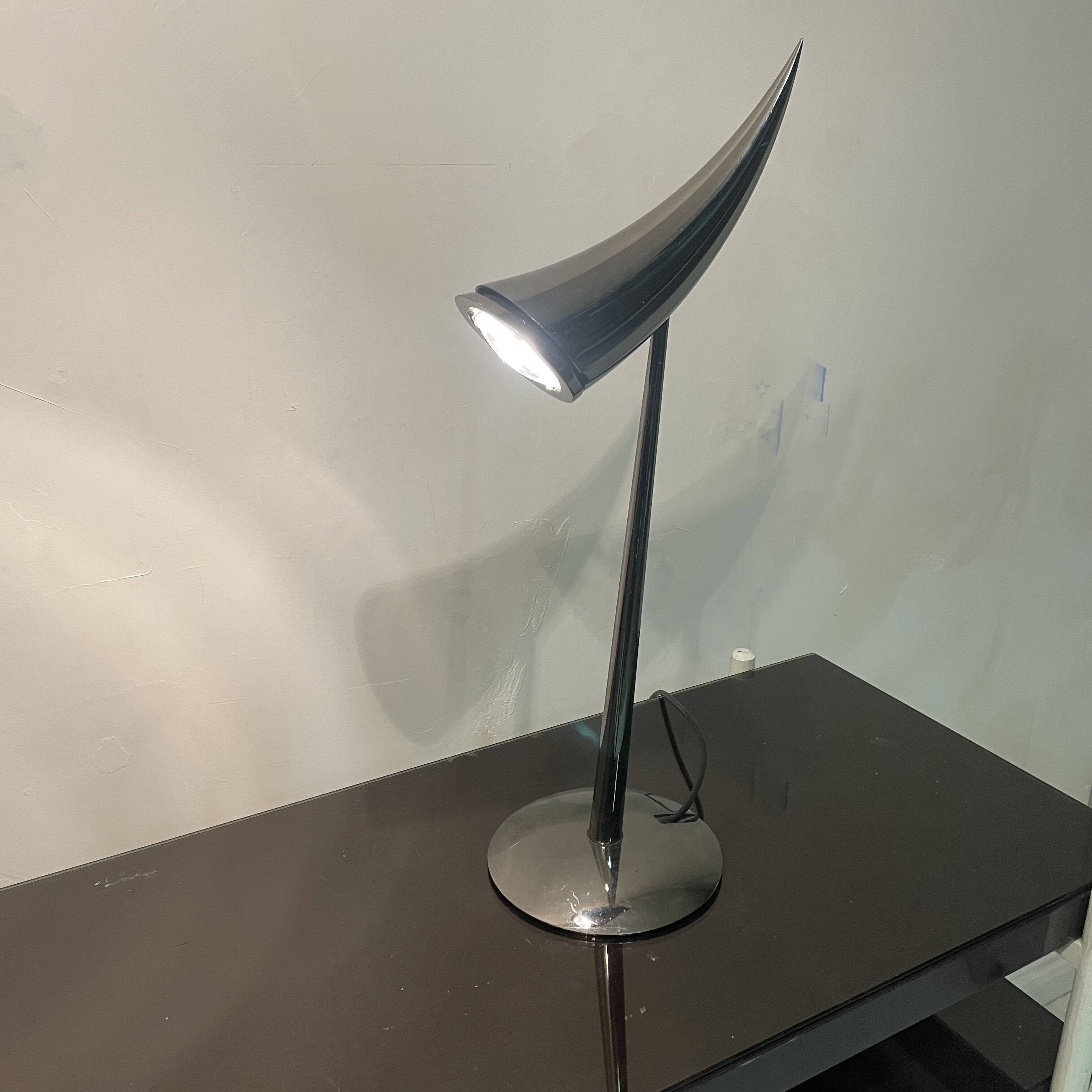 Lampe de table ARA par Starck pour Flos, 1988