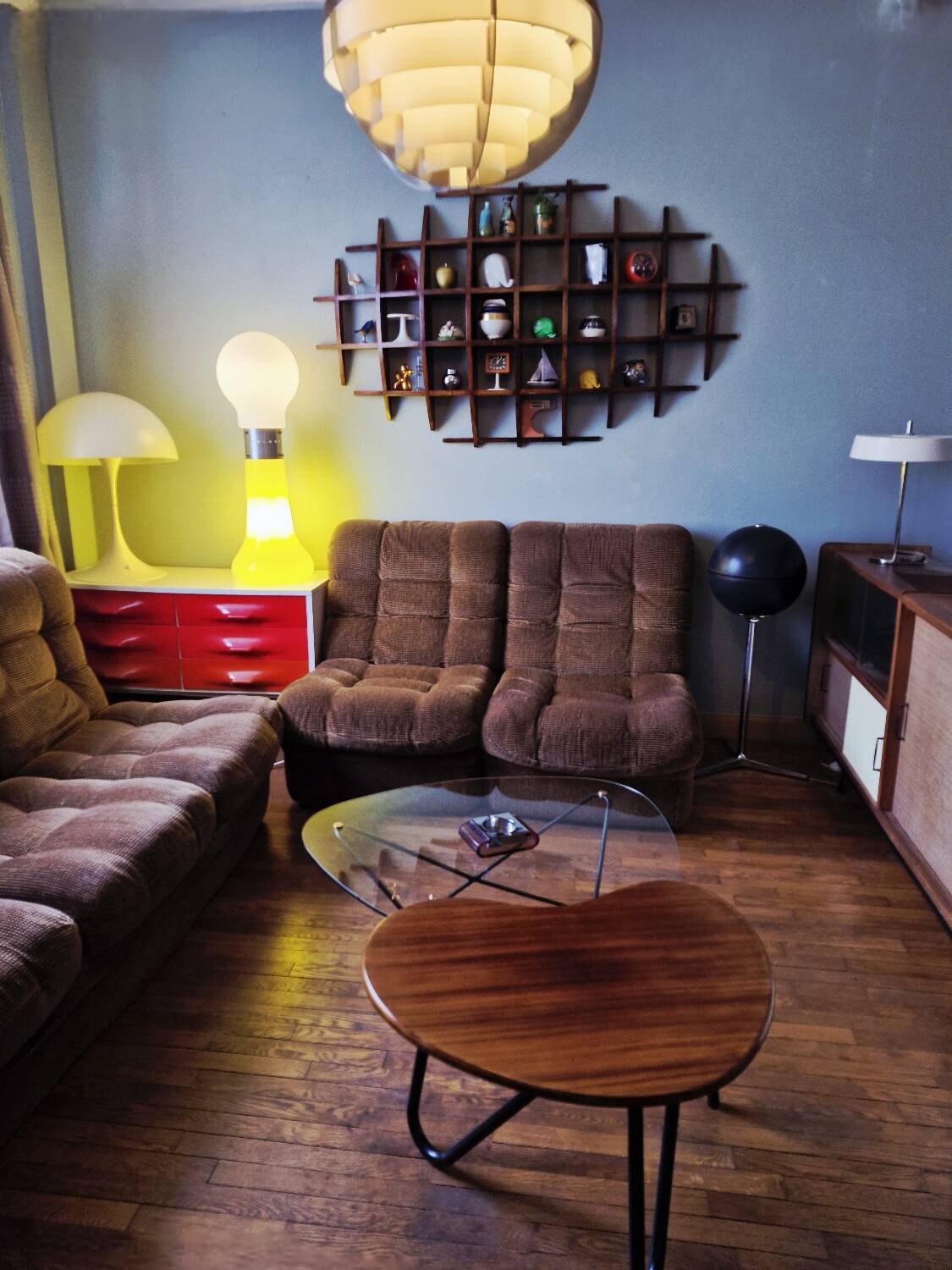 "Prefacto" by Pierre Guariche 1950, Haricot coffee table