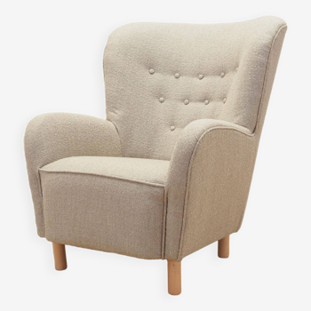 Fauteuil beige, design scandinave, production : Danemark