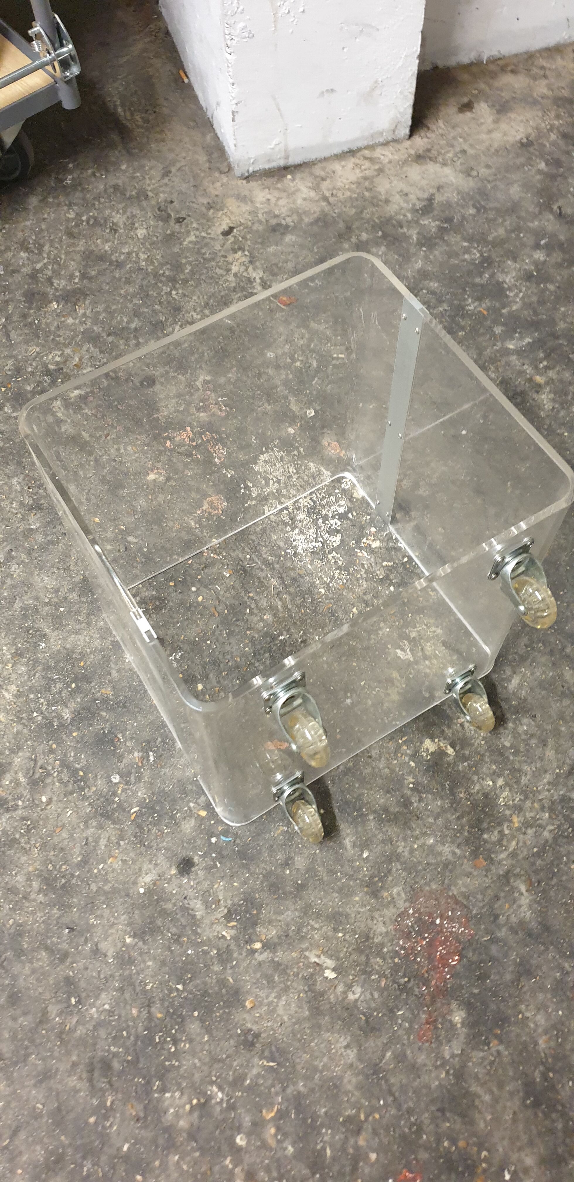 Vintage plexi coffee table with David Lange casters