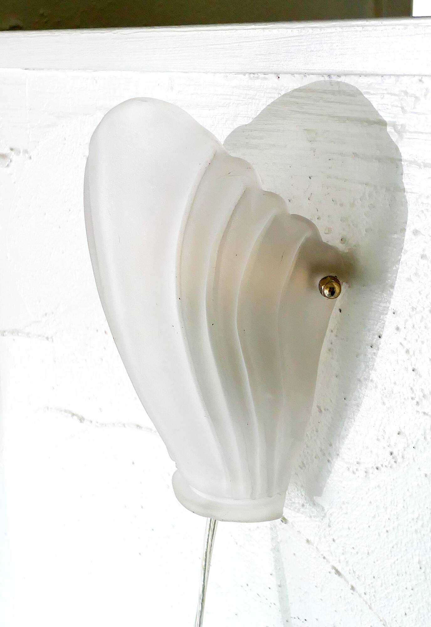Frosted glass wall light in Art Deco style from the 1980s.