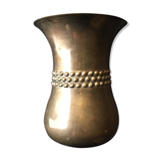 Vase galbé en bronze doré par Bernadotte design