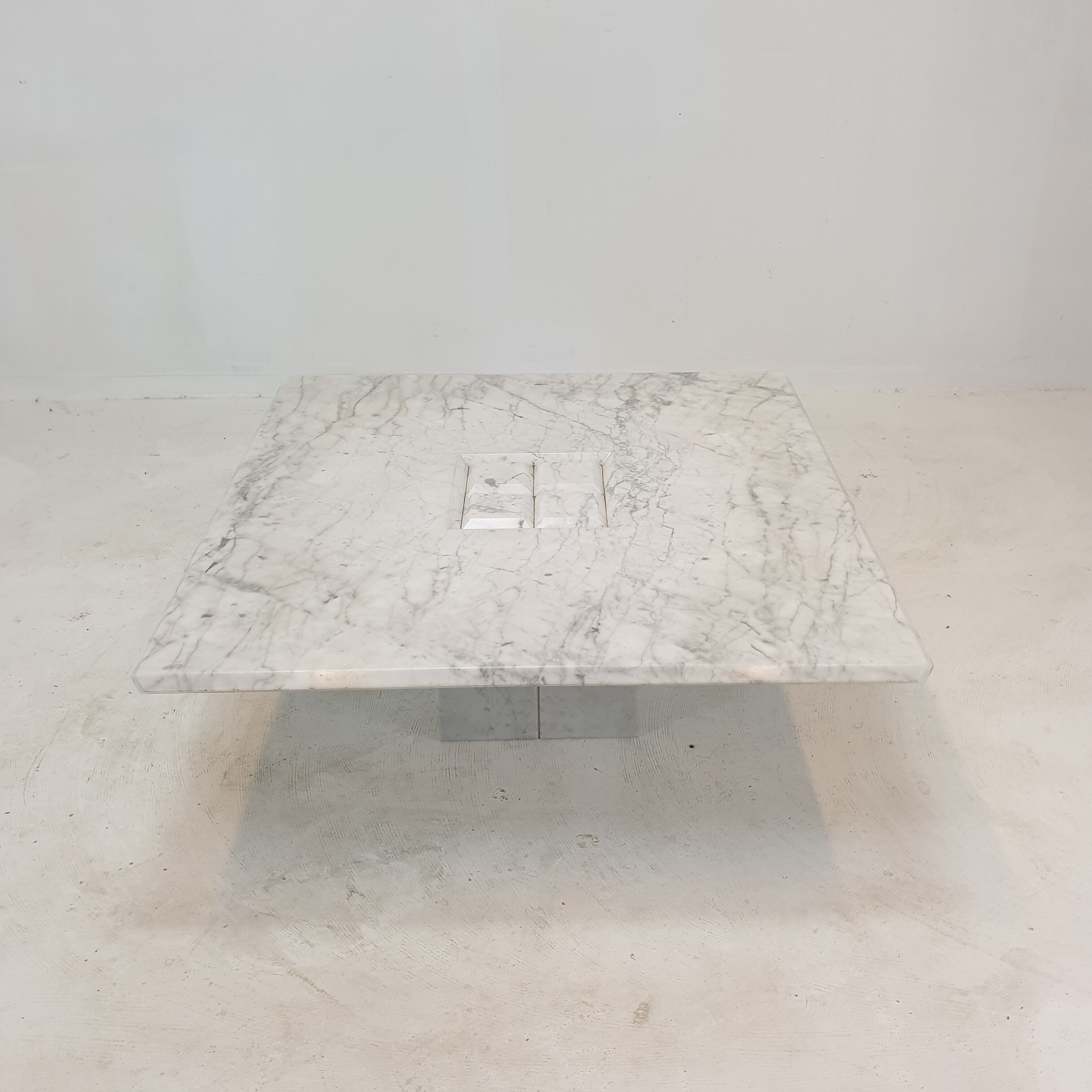 Italian Carrara Marble Coffee Table, 1990's