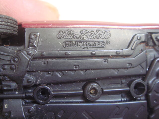 Ford KA 1/43 bordeaux minifields