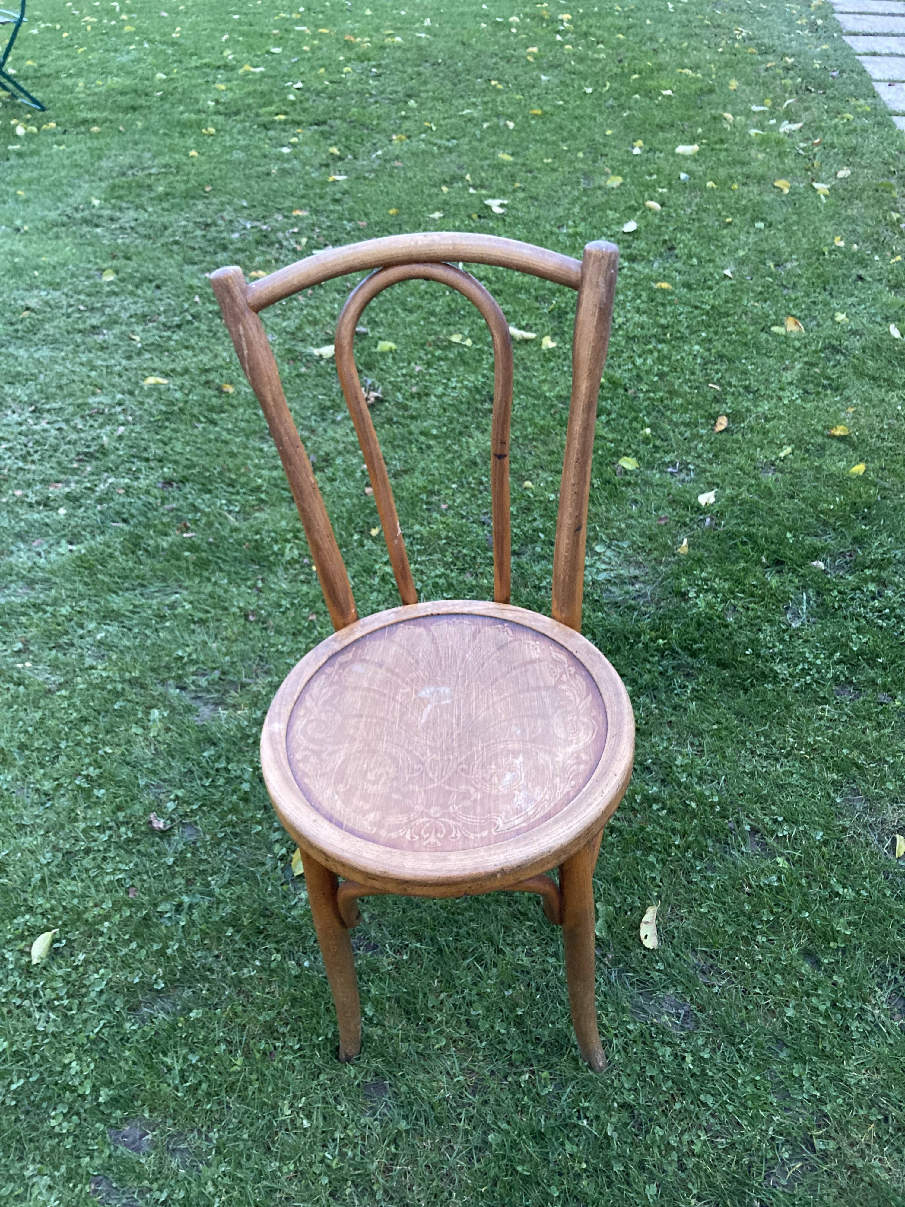 Chaise bistrot en bois courbé