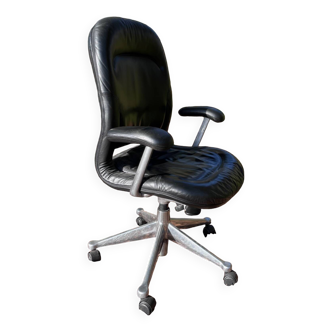 fauteuil en cuir Herman Miller