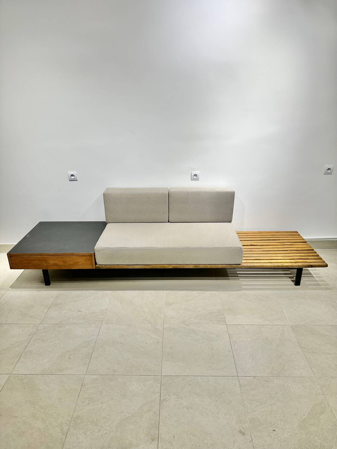 Charlotte Perriand box seat