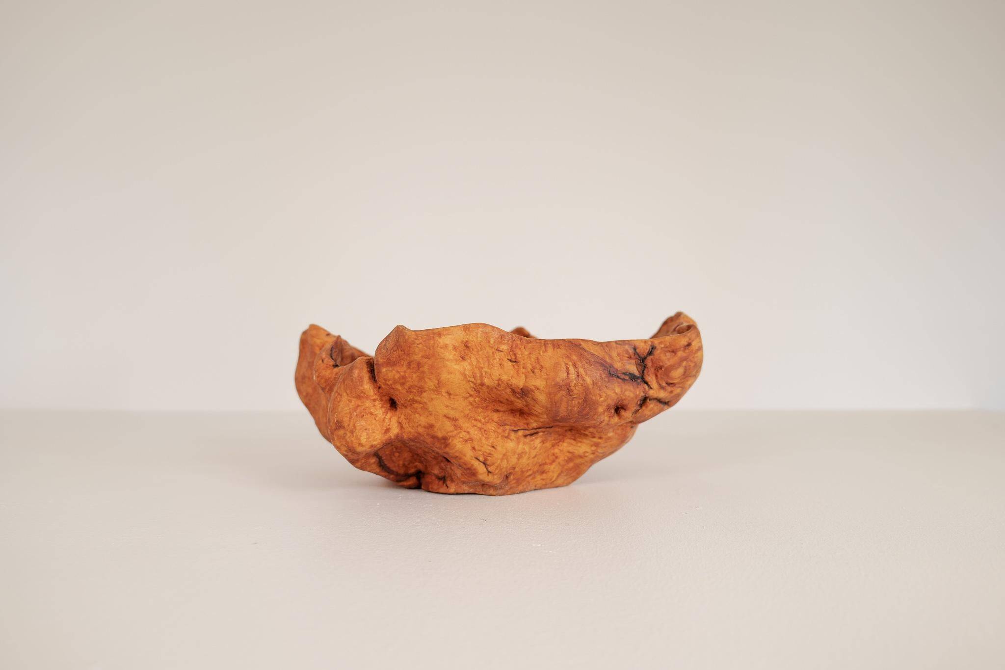 Large organic bowl made of Scandinavian burl wood, modern Swedish, folk art, circa 1960.