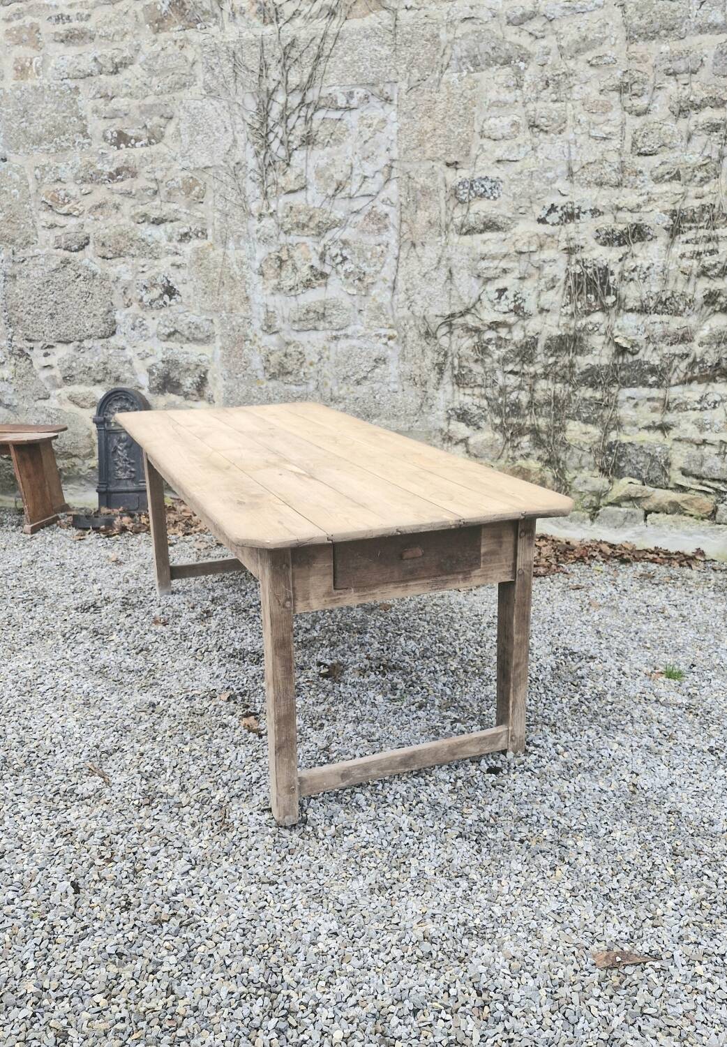 Farmhouse table