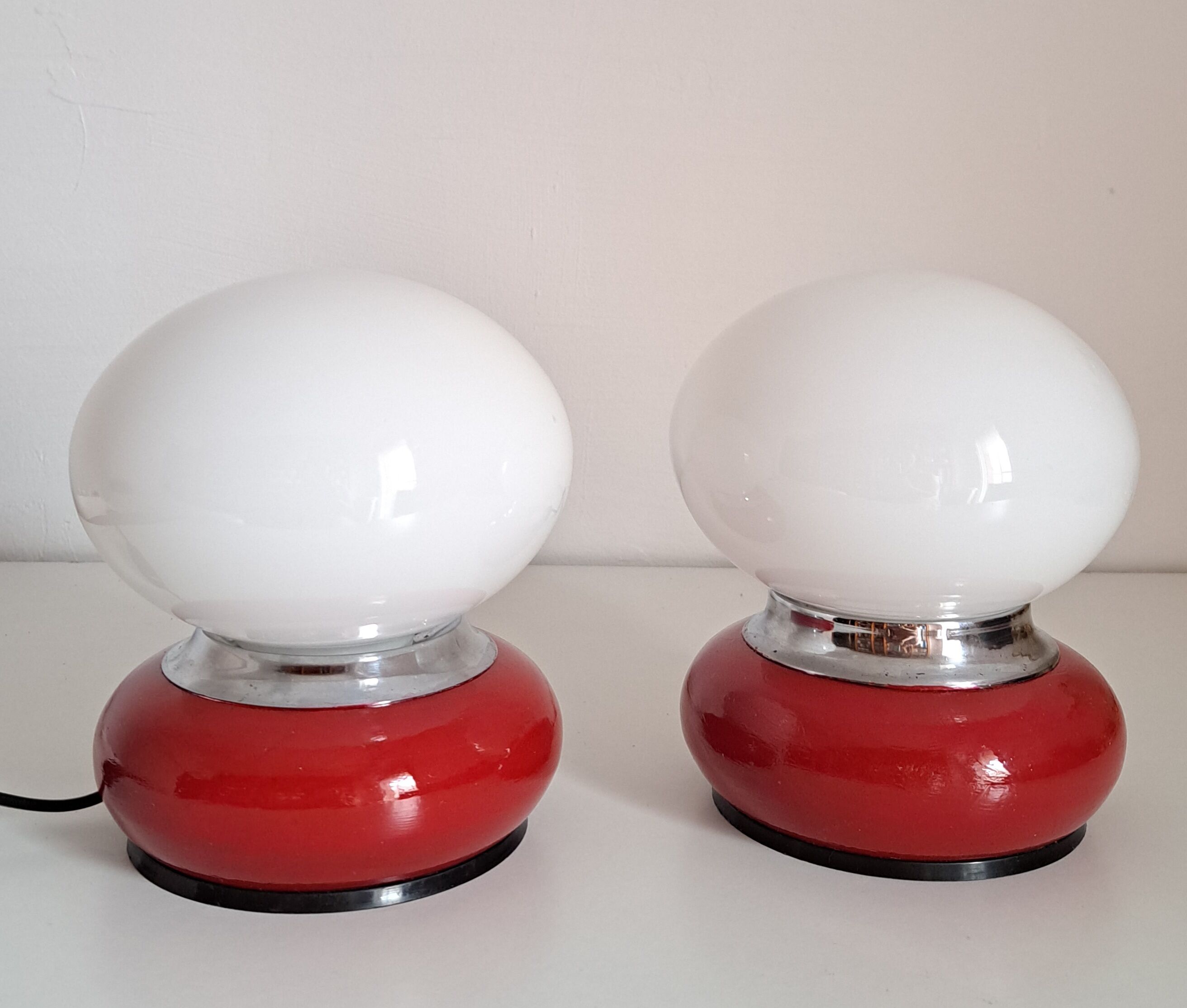 Pair of vintage bedside lamps