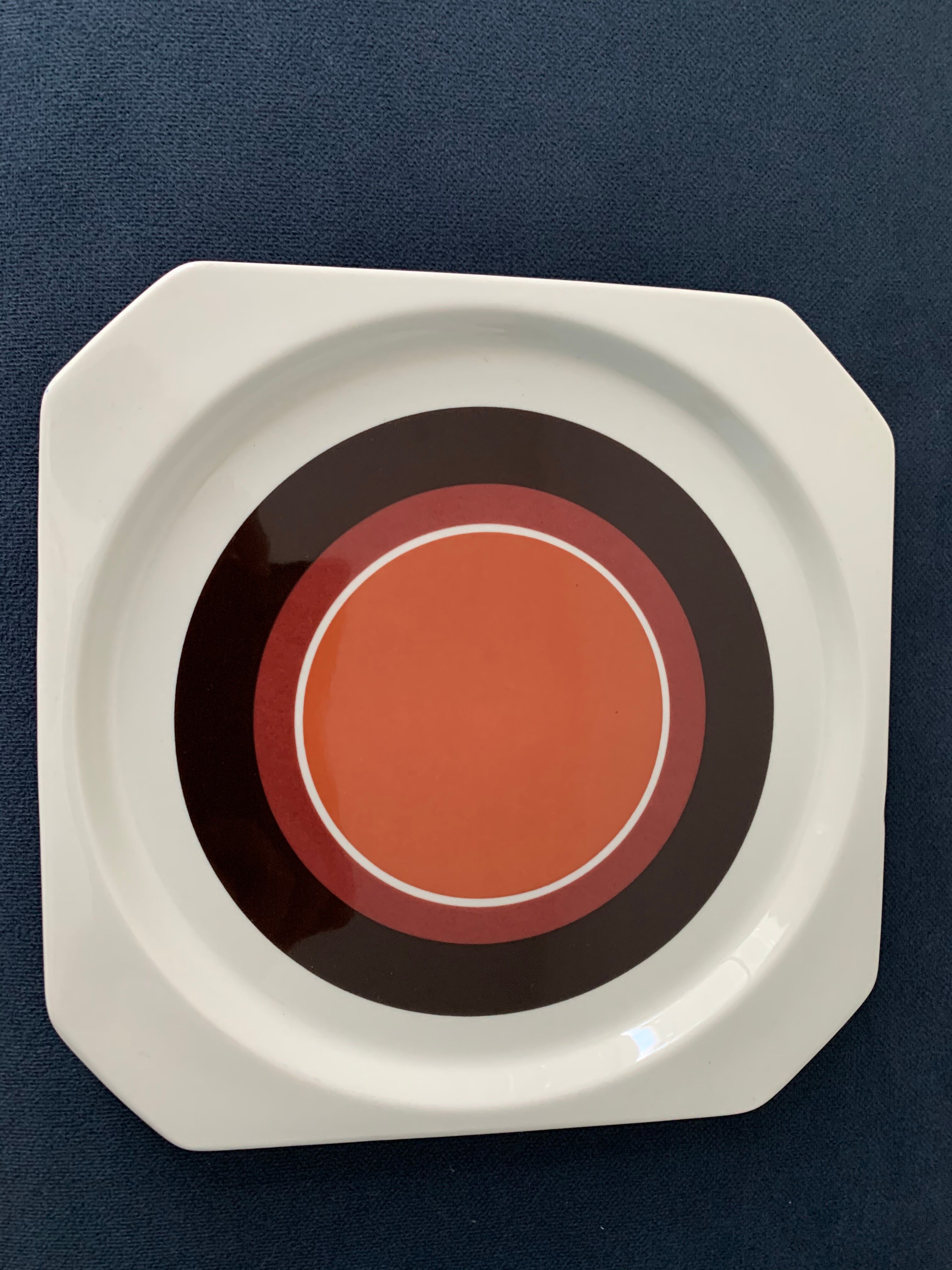 Service 4 people Avant Garde de Villeroy and Boch 1970