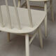 Série de 4 chaises blanches à barreaux 1960