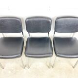 Retro chairs with chrome base