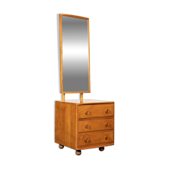 Coiffeuse scandinave sur roulettes