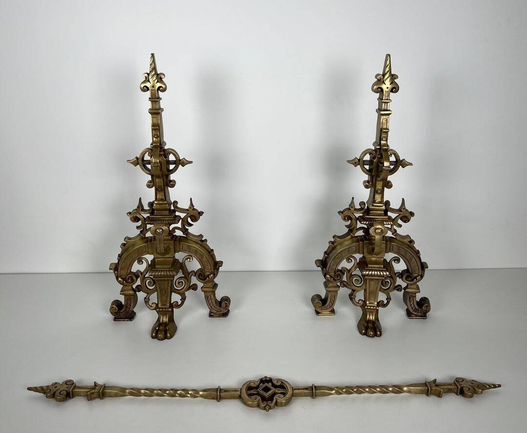 Important Renaissance Style Bronze Fireplace Set with Bar