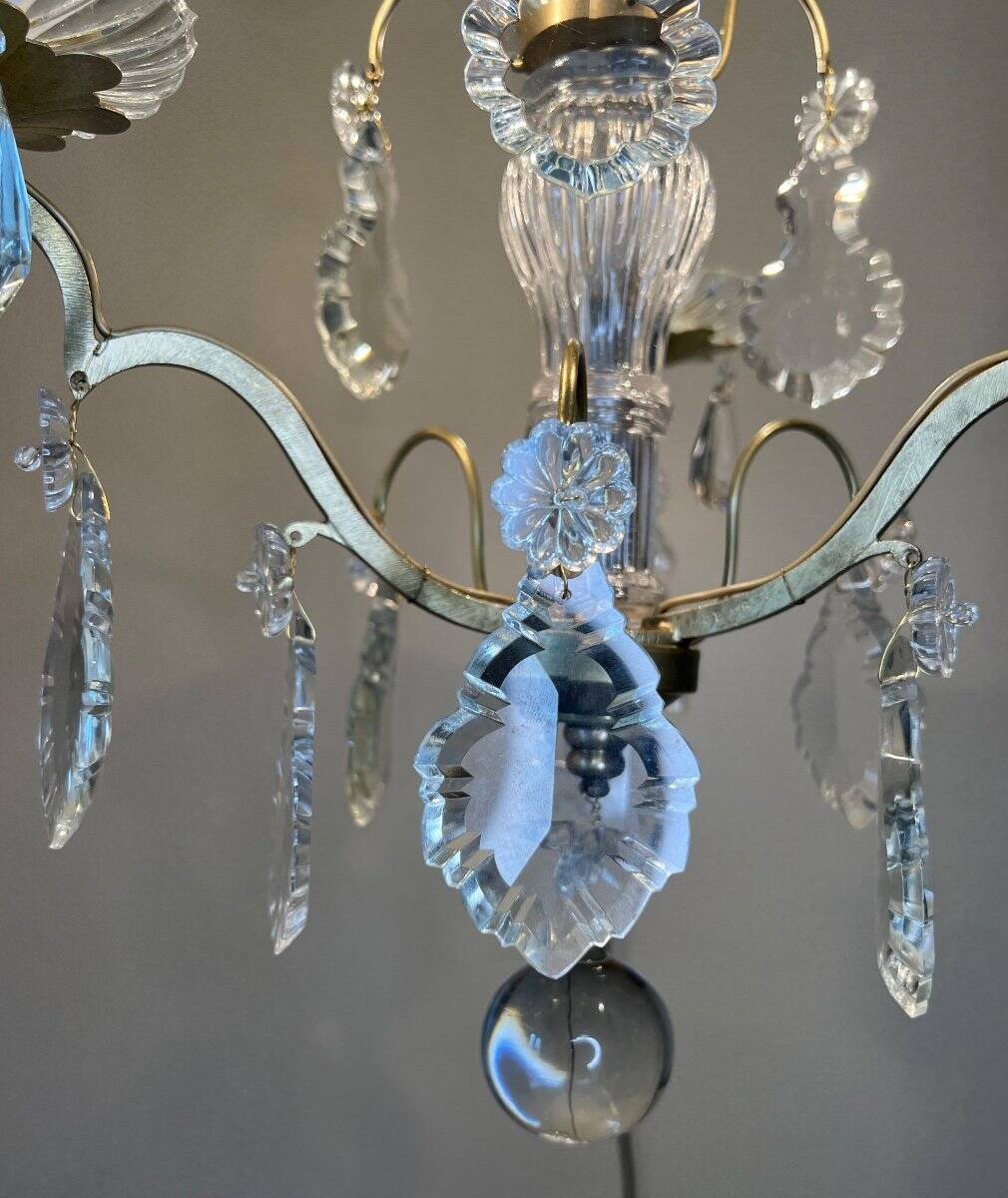 Small chandelier in bronze and crystal