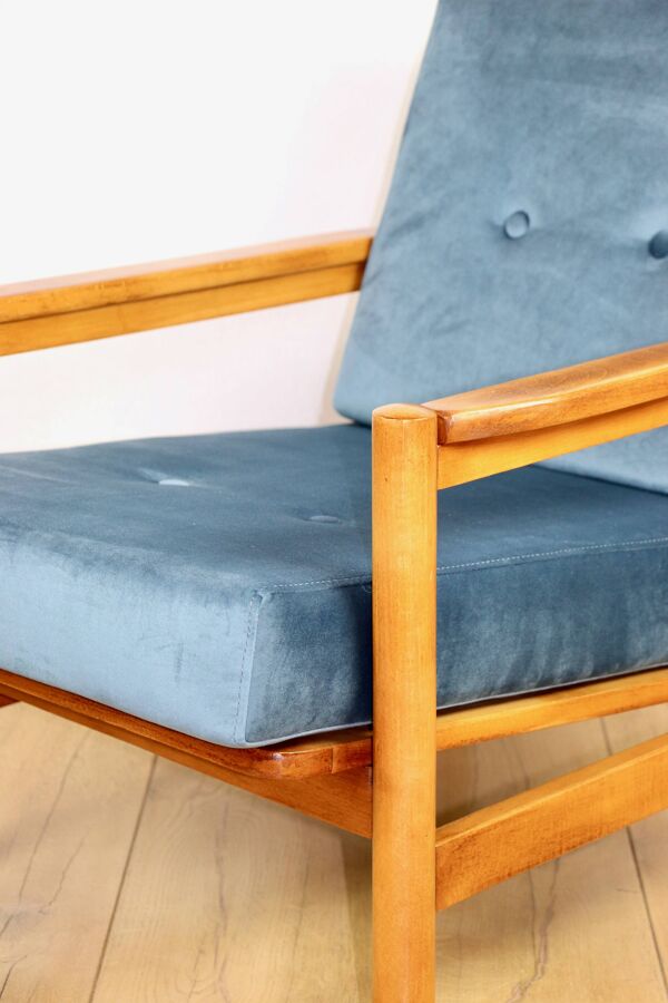 Fauteuil vintage en bois marron et bleu mer design par Z. Bączyk - bois clair